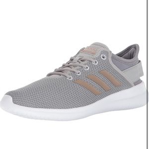 Adidas Gray Cloudfoam QTFlex Running Shoe Size 9.5 Women's